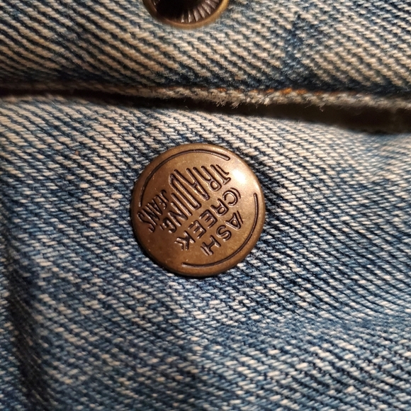 Ash Creek Trading Vintage Denim Jacket - Picture 6 of 8